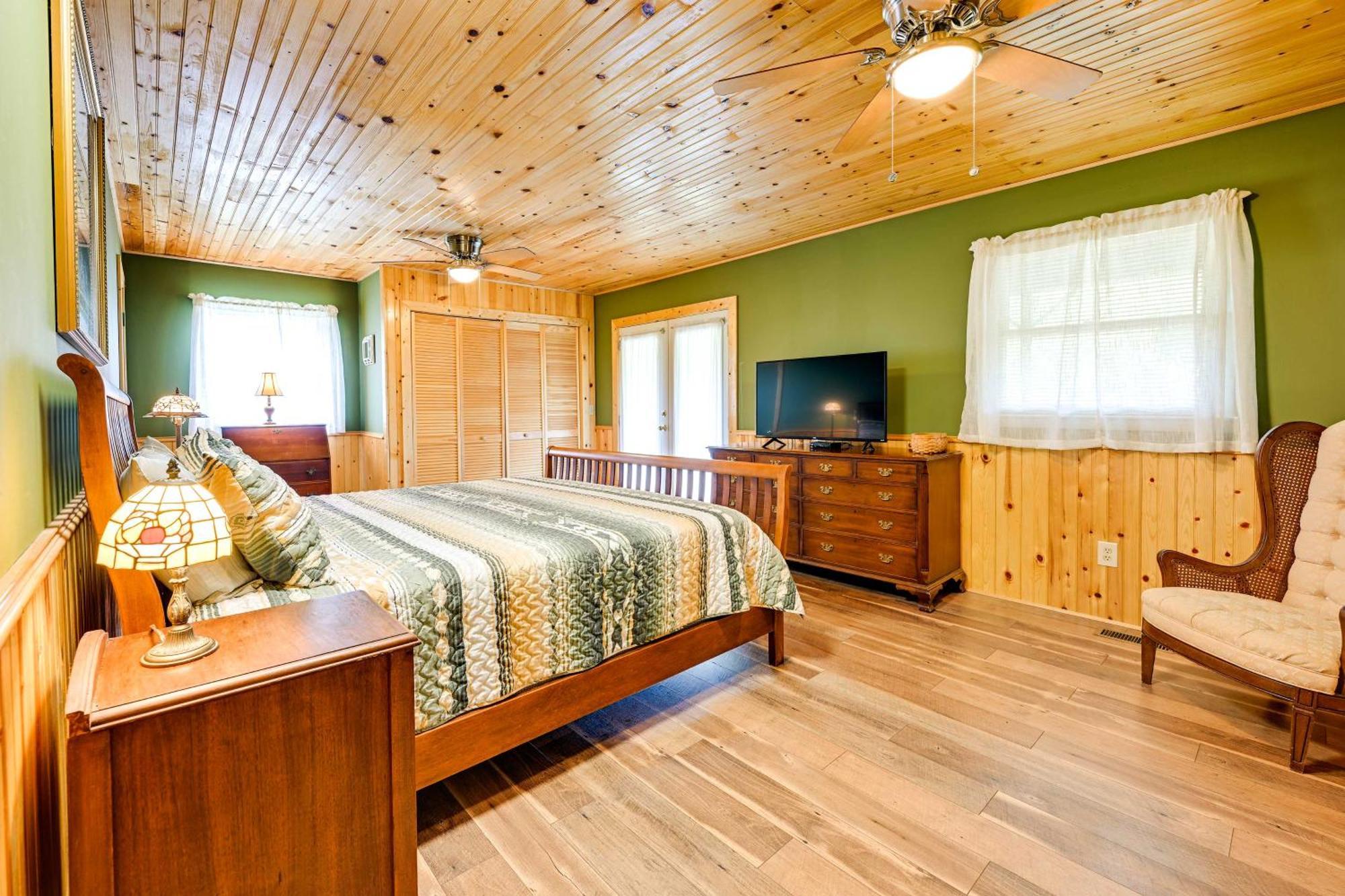 Villa Trinity Oaks Escape With Hot Tub And Fire Pit Clayton Exterior foto